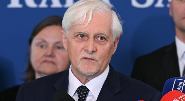 Nowy szef KRS rusza do boju: tysiąc wakatów pod lupą! Nowy szef KRS rusza do boju: tysiąc wakatów pod lupą!