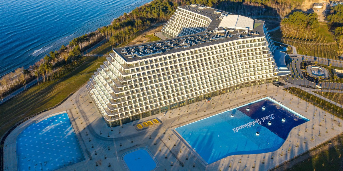 Hotel Gołębiewski w Pobierowie