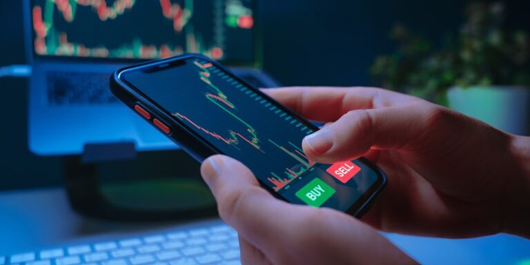 Bitcoin: Krach na miarę FTX? Analitycy ostrzegają przed spadkami