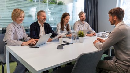 Jak m&oacute;wić o sobie i jak wyjaśnić zwolnienie z pracy? Przeczytaj to przed kolejną rekrutacją