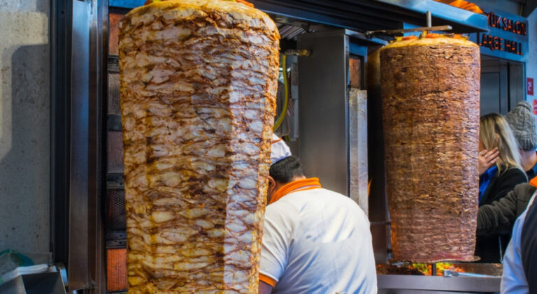 Kebabów nie będzie? Sprawdź, dlaczego upały zamykają foodtrucki!