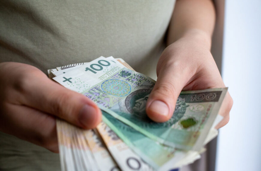 Odkryj, jak legalnie sprzedawać towar na własnym terenie &ndash; bez strachu przed opłatą targową!