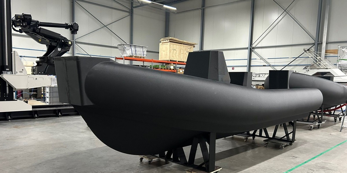 Kadłub 6-metrowej łodzi RHIB wydrukowany w technologii 3D