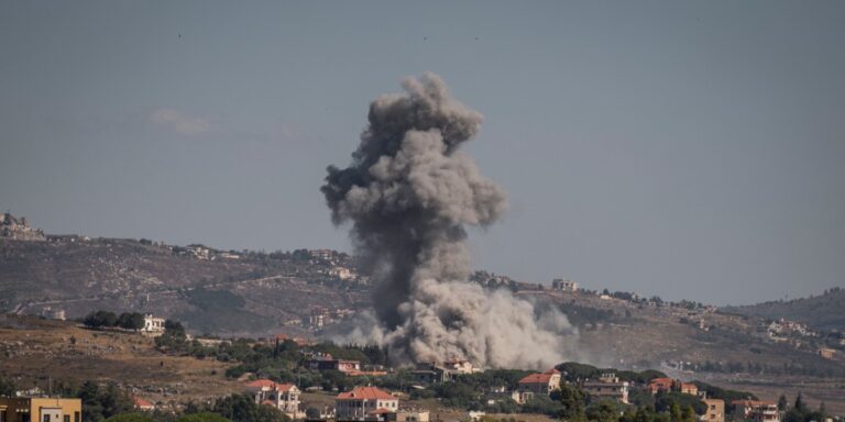 Napięcie w Zatoce Perskiej rośnie: Konflikt Izrael-Hezbollah zamyka Cieśninę Ormuz