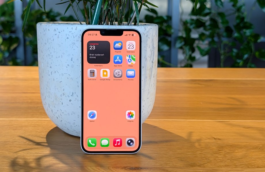 Apple iPhone 17e