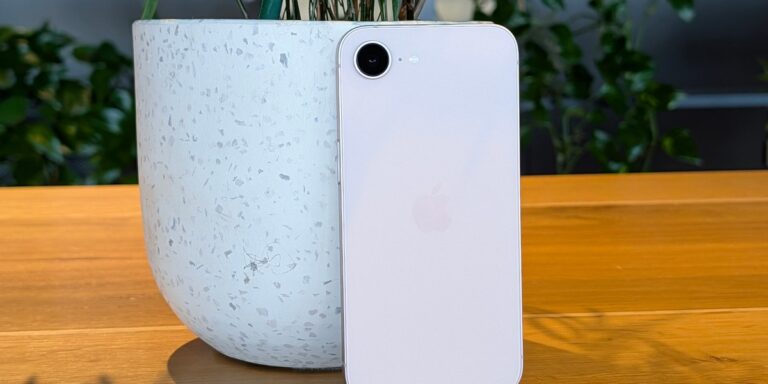 iPhone 17e: Czy tańszy smartfon Apple otworzy drzwi do innowacji, czy zamknie je przed Tobą? iPhone 17e: Czy tańszy smartfon Apple otworzy drzwi do innowacji, czy zamknie je przed Tobą?