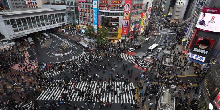 Japonia: Demograficzny Krach. Rząd Szuka Rozwiązań na Ożywienie Populacji