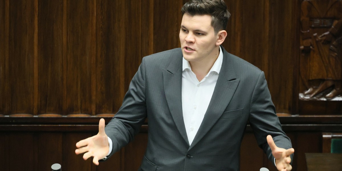Poseł Adam Gomoła jest wnioskodawcą projektu Polski 2050, dotyczącego kryptoaktyw&oacute;w