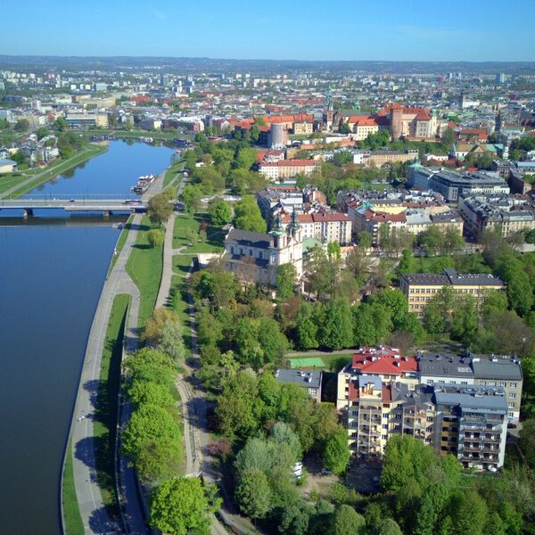 Główna 28 Kraków pędzi do przodu: Odkryj, dlaczego…