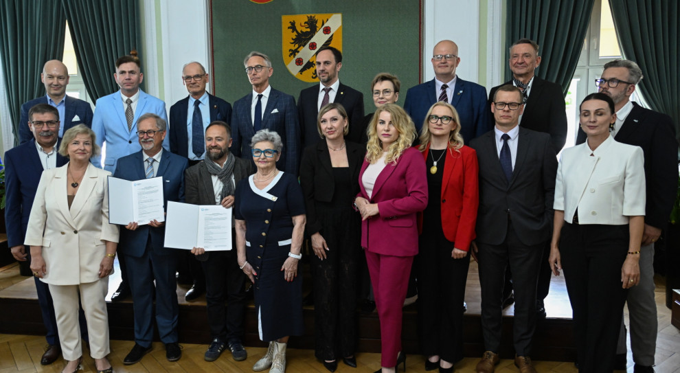 Polski atom przyciągnie biznes: przedsiębiorcy widzą szansę na miliony z gigantycznych kontraktów 2 Polski atom przyciągnie biznes: przedsiębiorcy widzą szansę na miliony z gigantycznych kontraktów 2