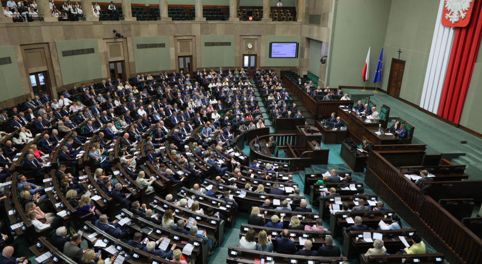 Sejm uchwala przełomową ustawę antymobbingową po dw&oacute;ch dekadach oczekiwań 2