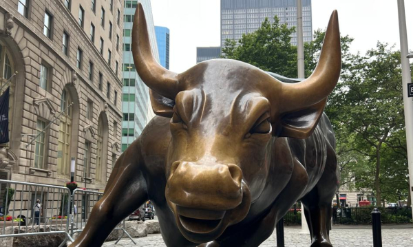 Iran negocjuje nowy deal, a Dow Jones bije rekordy – sprawdź, co się dzieje na rynkach!