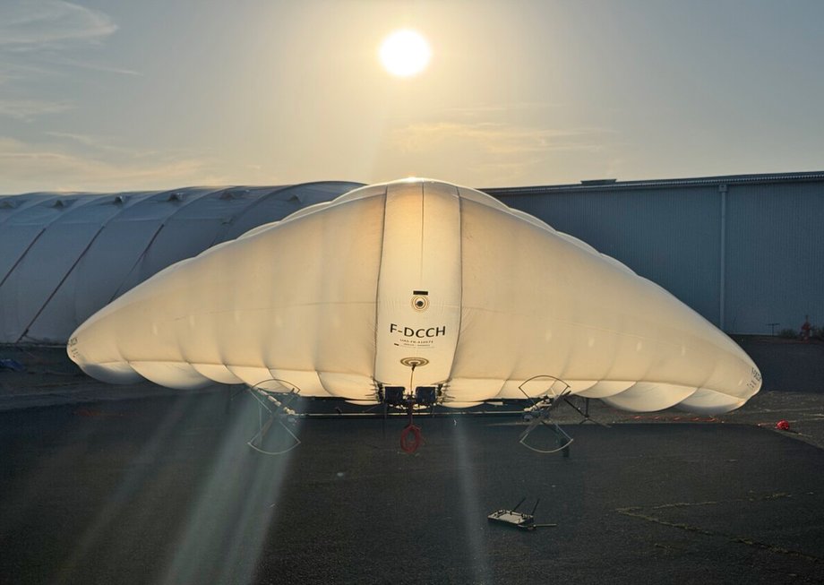 Dron Celeste dAS10 z frontu