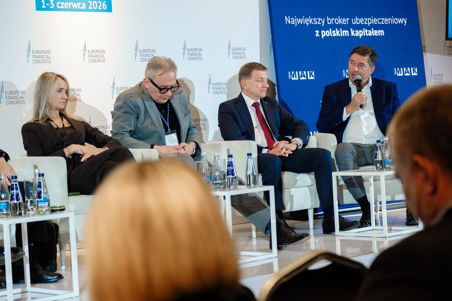 Bezpieczeństwo gospodarcze obejmuje kontrolę nad przepływem danych i dostępem do informacji strategicznych.