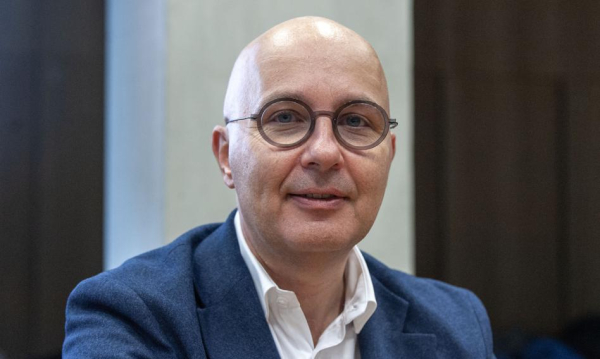 Robert Kropiwnicki: Poznaj imponujący majątek posła i jego „kolekcję” nieruchomości