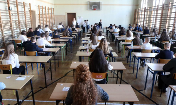 Procenty, ułamki i pola brył. Podsumowanie egzaminu &oacute;smoklasisty z matematyki