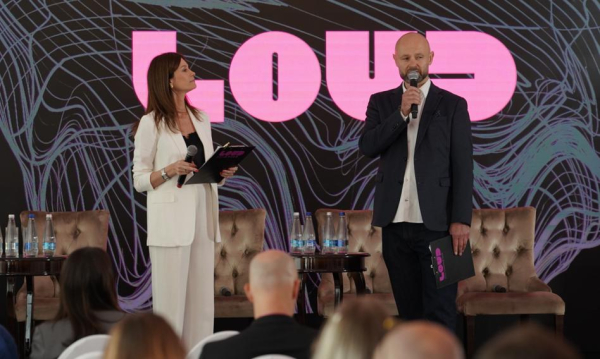 Główna 49 LOUD Congress: Z generacja, influencerzy i biznes szturmują…