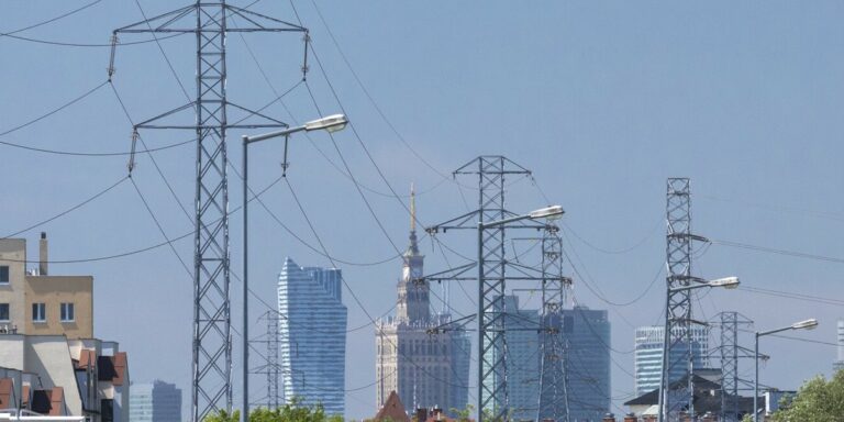 PSE aktywują mechanizm ratunkowy: Sprawdź, co oznacza alert na rynku mocy PSE aktywują mechanizm ratunkowy: Sprawdź, co oznacza alert na rynku mocy