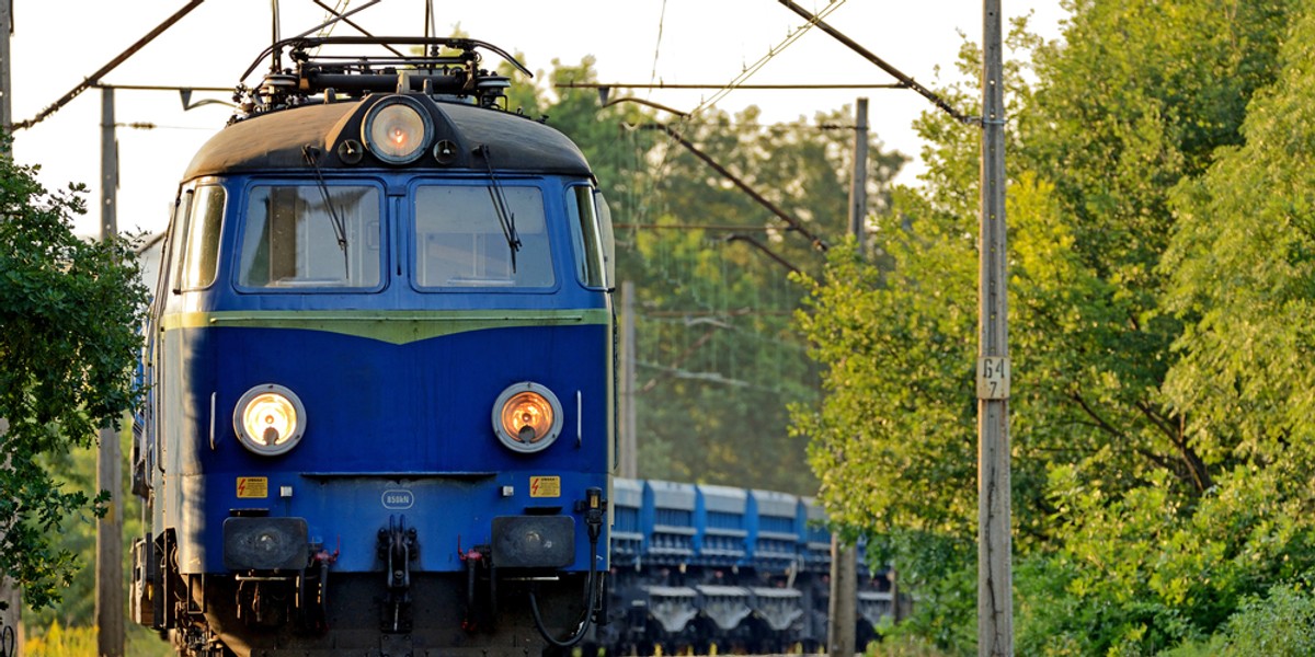 PKP na kilka godzin wstrzyma ruch pociąg&oacute;w towarowych w całej Polsce (zdjęcie podglądowe)