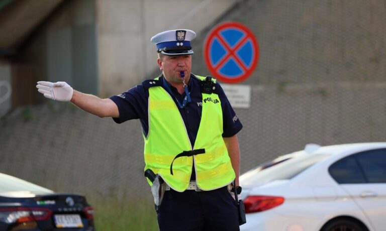 Rząd majstruje w Kodeksie drogowym. Tak będzie można stracić prawo jazdy Rząd majstruje w Kodeksie drogowym. Tak będzie można stracić prawo jazdy